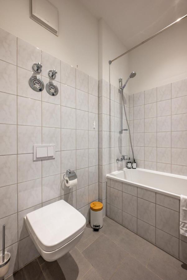 Arbio I Retro Apart Near Leipzig Hauptbahnhof Bagian luar foto