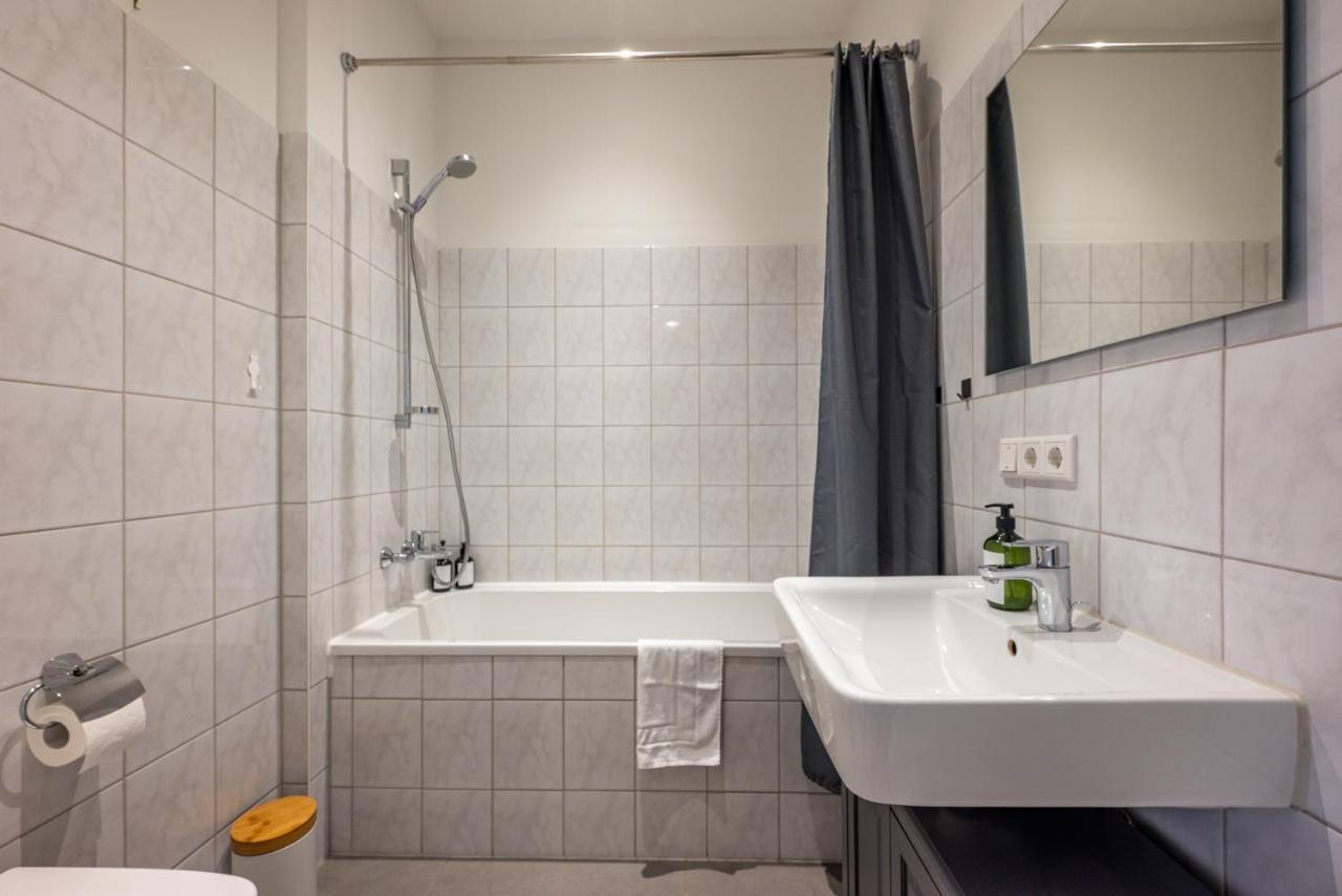 Arbio I Retro Apart Near Leipzig Hauptbahnhof Bagian luar foto