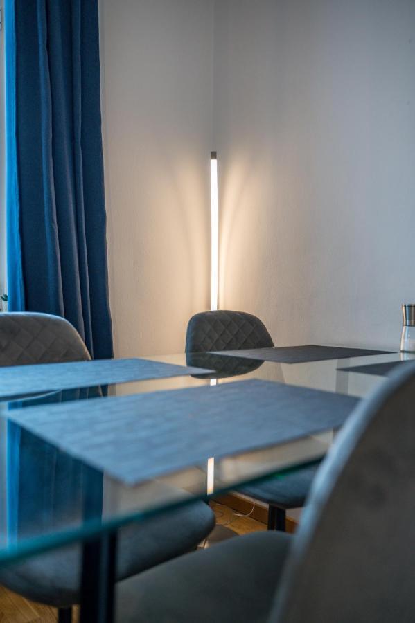 Arbio I Retro Apart Near Leipzig Hauptbahnhof Bagian luar foto