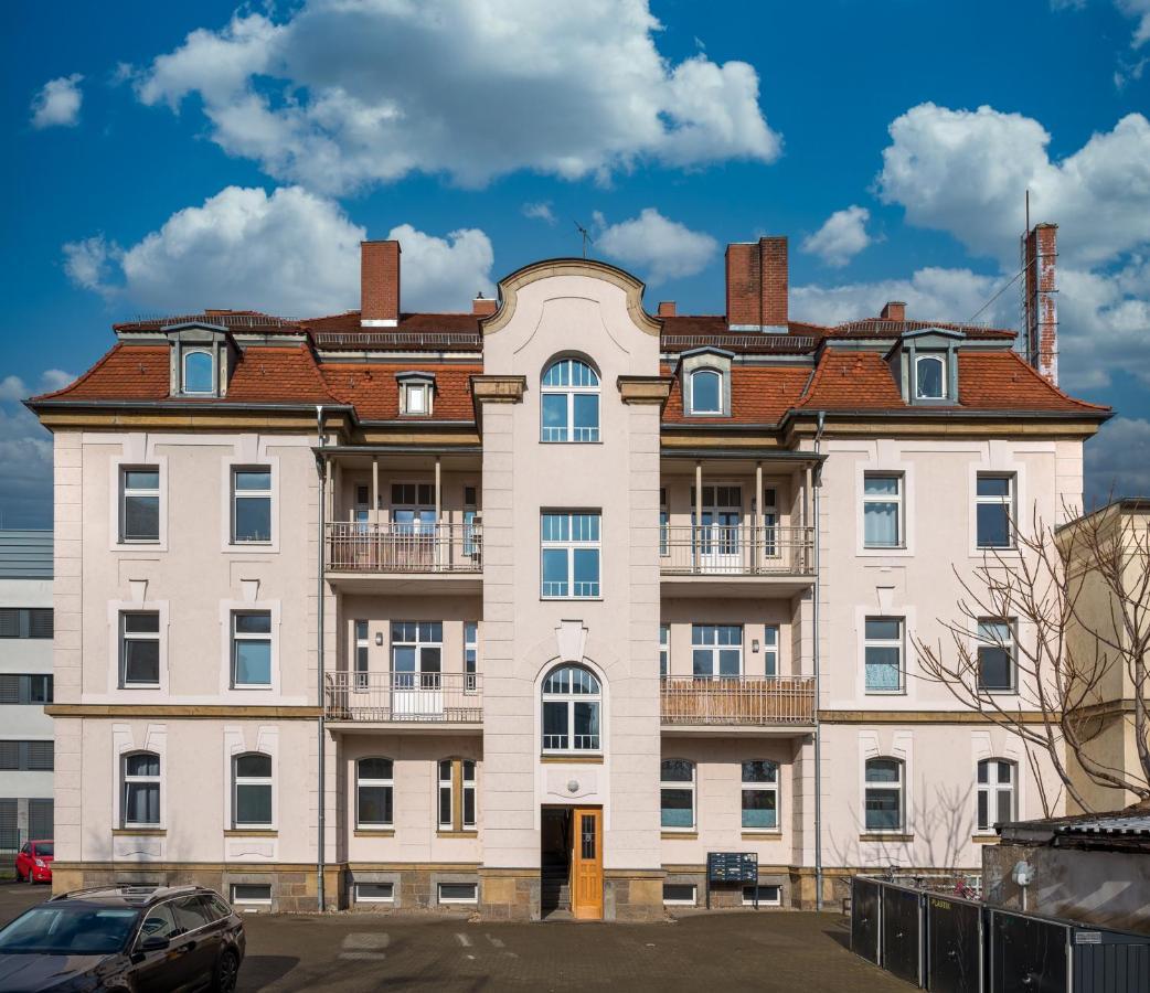 Arbio I Retro Apart Near Leipzig Hauptbahnhof Bagian luar foto